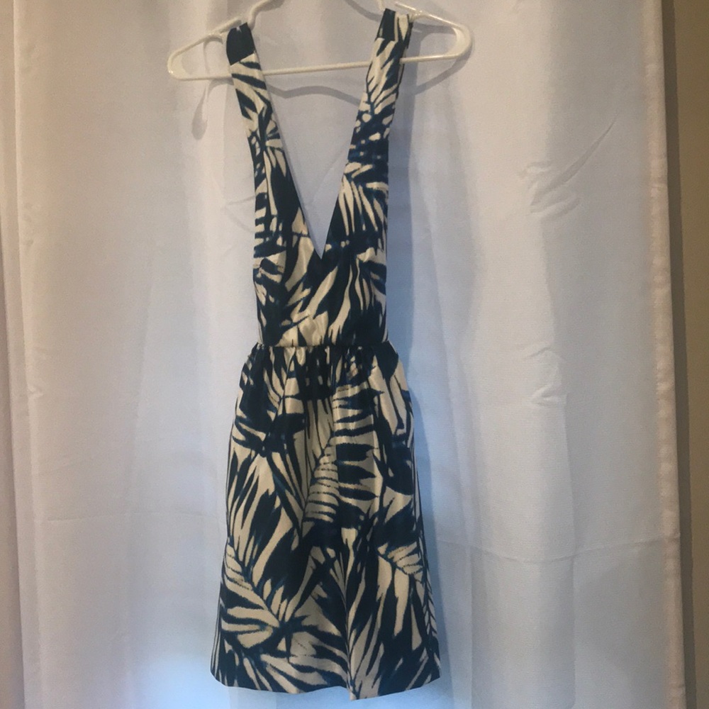 Dress - Picture 2 of 5
